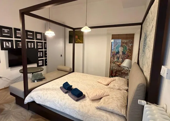 Giraffe Art Ducati Blq * בולוניה